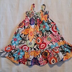 Hanna Andersson girls size 90 of 3T floral dress has stains but they blend in
